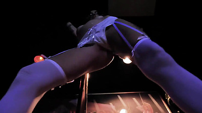 Long legged stripper fucks her VIP client and she is probably not cheap judging by her looks