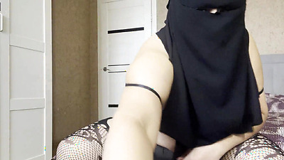 Arab chick Zalifah dances erotic dance and caresses very wet pussy