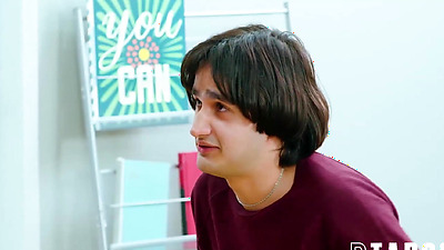 Stepmom Lauren’s Tits Calm Elias’ Classroom Erection