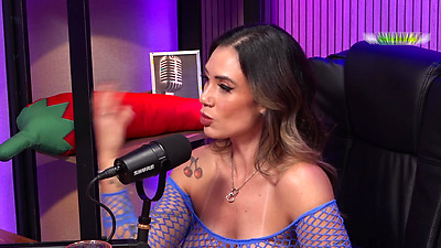 I Know How Pompoarism. I Can Make My Booty Blink