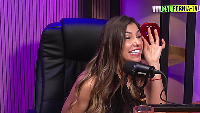 I Know How Pompoarism. I Can Make My Booty Blink