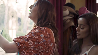 MOMMY'S CHICK Stepdaughter And Step Mommy Having Fun While Doing Chores - Lauren Phillips, Vanna Bardot