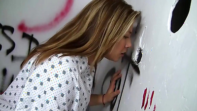 LICENSED TO BLOW - Daisy Leon Nympho Needs Big Penis Therapy - Billy Glide