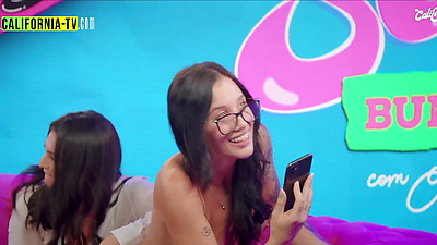 Clara Wellen Teaches Her Friend Wine Flame How To Put A Condom On A Penis With Her Mouth And, As A Reward, Fucks Her Pussy!