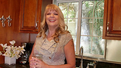 Granny's Kitchen Magician: A Fuck Machine! - Mia Milf