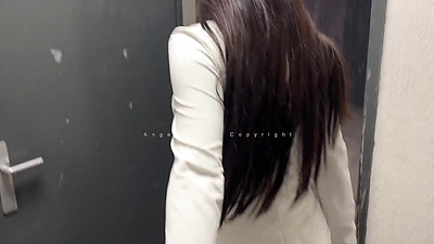 bourgeois chick get roughly sodomized in the trunk of her car after an evening