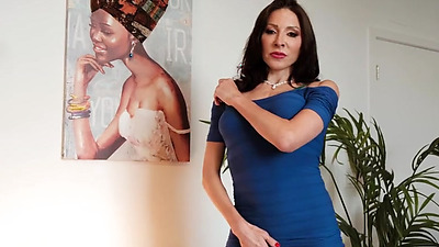 Agatha Delicious: Jack Off Instruction From A 42 Year Old Mature Cutie