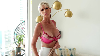 Meet Foxxxy, A 60 Year Old Wife, MILF And GILF With Big Tits And A Pierced Clit - Foxxxy Darlin