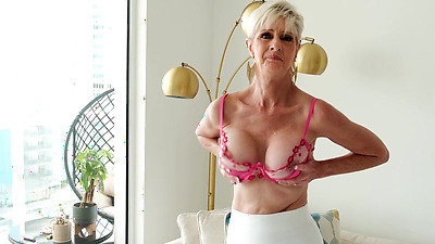 Meet Foxxxy, A 60 Year Old Wife, MILF And GILF With Big Tits And A Pierced Clit - Foxxxy Darlin