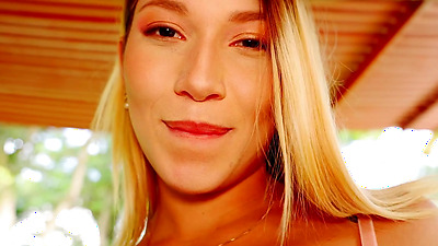 Violetta's Silky Smooth Sex Appeal