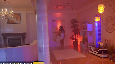 BRAZZERS - Smoking Hot Maddy May Is Take Two Cocks & Have A Double Penetrating 3Way