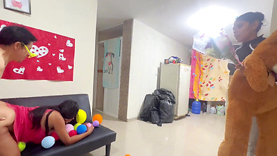 Check out what happened on Valentine's Day - real homemade 3way.