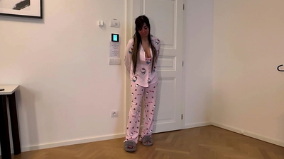 Aaliyah edges Alexander with her tongue and makes him explode