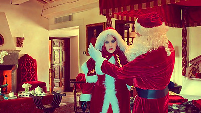 Granny Carmen Claus: My Favorite Christmas Fuck & Creampie