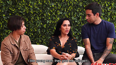 SEXMEX - PARTYING WITH MY STEP-MOM . Yorgelis Carrillo Sarah Black