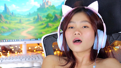 Spoiling My Pussy With My Favorite Toy Until I Scream