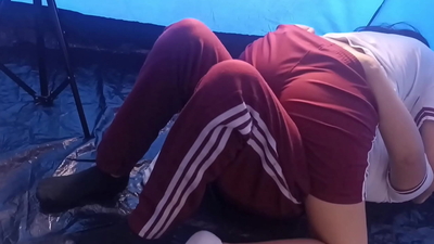 STUDENTS FUCK IN THE TENT, she is a HOT Student fucking on the field trip, she likes to HIDDENLY FUCK - Real Homemade Video