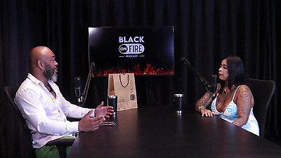 She was always a call chick, due to difficulties she got into creation, she is open to production, she was worried about the size of her shaft, and she was rejected - Marcelly Melo (WATCH ON: SHEER/RED)