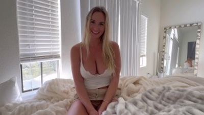 Cheating on Girlfriend with her Hot Roommate