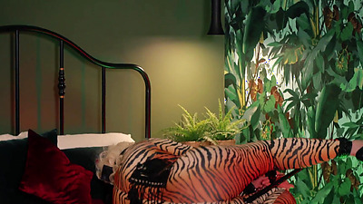 Big butt moaning MILF in bondage tries to get out, but...