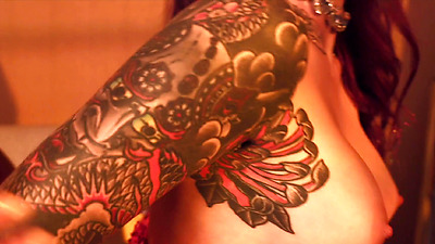 SLAYED Naughty Baddie Sarah Illustrates Makes Valerica Steele Squirt Hard 3