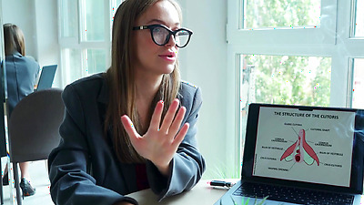 Sexy blonds shows lesbian how to pleasure women