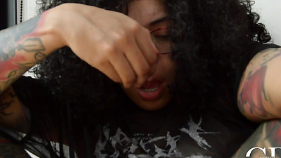 A coffee & a creamy pussy, good way to start the day