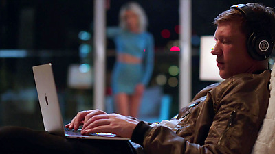 VIXEN Irresistible Petite Blonde Always Gets Want She Wants - Oliver Flynn