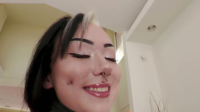 Lorelai Suicide's Tight Anus Fucked For The First Time