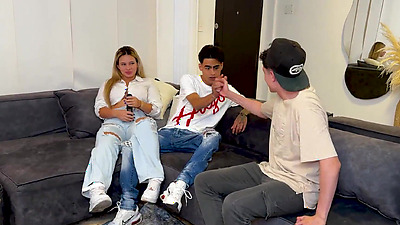 Colombian blonde MILF fucks her stepson's nerdy best friend while her husband is not at home! Karensleent, Pipeboy, Danyel Mast