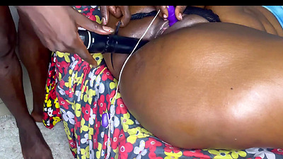 Fuck me fuck my big booty with your big dick and fuck my pussy with this sex toy make me cum