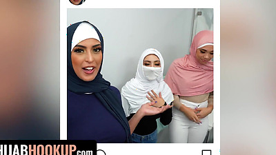Hijab Hookup - Innocent Teen Violet Gems Loses Herself & Finds A Side Of Hers She Never Knew Existed