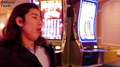 Korean Man Gets Fat Dick Slurped Up by Las Vegas Beauty Kendra Cole