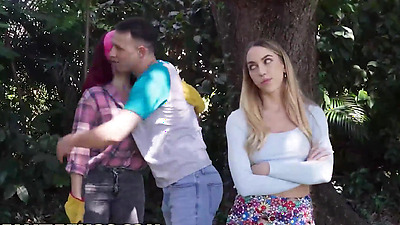 REALITY KINGS - Khloe Kapri, Victoria June - MILF Teaches The Art Of The 3Way -15-30 min