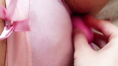 仕事中に隠れてローターオナニーする変態素人女【個人撮影】