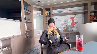 Cheating on Girlfriend with Random Chick on Cruise