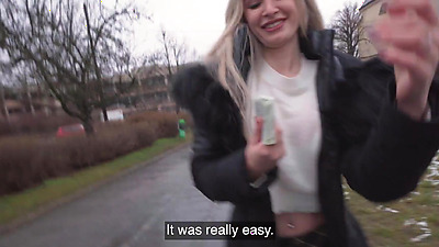 Public Agent Married blonde girl has sex with a stranger with a huge fat shaft