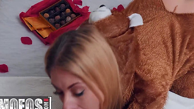 MOFOS - After Jordi's Girlfriend Leaves Him On Valentines Day, Rebecca Volpetti Steps In To Make Him Feel Better