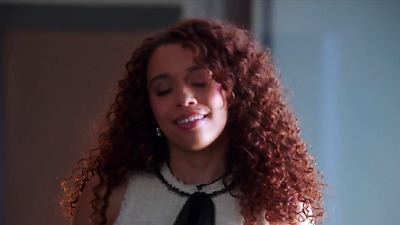 VIXEN Insatiable Hottie Willow Mixes Business With Pleasure - Willow Ryder