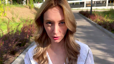 The tourist was very hungry and I fed her creampie