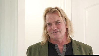 ANALTIME.XXX - Mature Man Hard Stretches His Boss' Stepdaughter's Perfect Butt With His HUGE Dick - Petite Deepthroat