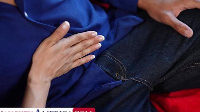 Sexy Stranger Summer Vixen Loves To Say Sorry On A Big Black Penis - Hardcore Mandy