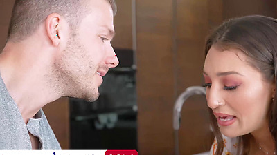 Sexy And Horny Bella Rolland Forgot Her Key's And Now She Has Time To Fuck Her Neighbor