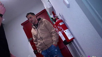 Liberal couples! Vampirosa fucks Lalo’s shaft in front of her boyfriend