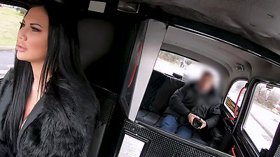 Female Taxi Driver Jasmine Jae Recognizes The Porn Guy In Her Car And Fucks Him