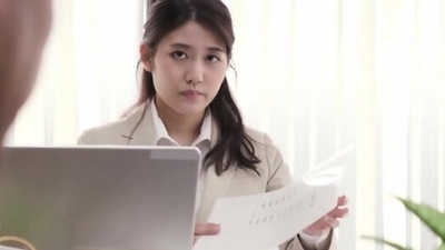 Married Office Chick S Sexy Thighs [Decensored].