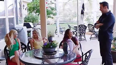 Aaliyah Love Fucking In The Living Room With Her Hairy Pussy - Lina Paige