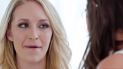 My big tits lesbian best friend is so good with her tongue