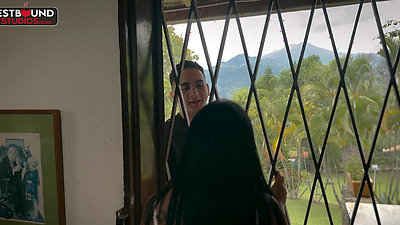 Curvy Latina Sofia Ruiz Fucks Her Ex-Convict Cousin