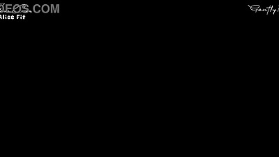 BEACH HANDJOB: during my exhib trip I find the two girls flashed in the parking lot